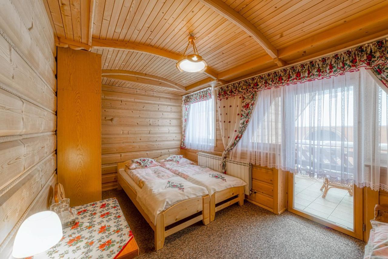 Pokoje Goscinne U Elzbiety Ciche Małe Extérieur photo