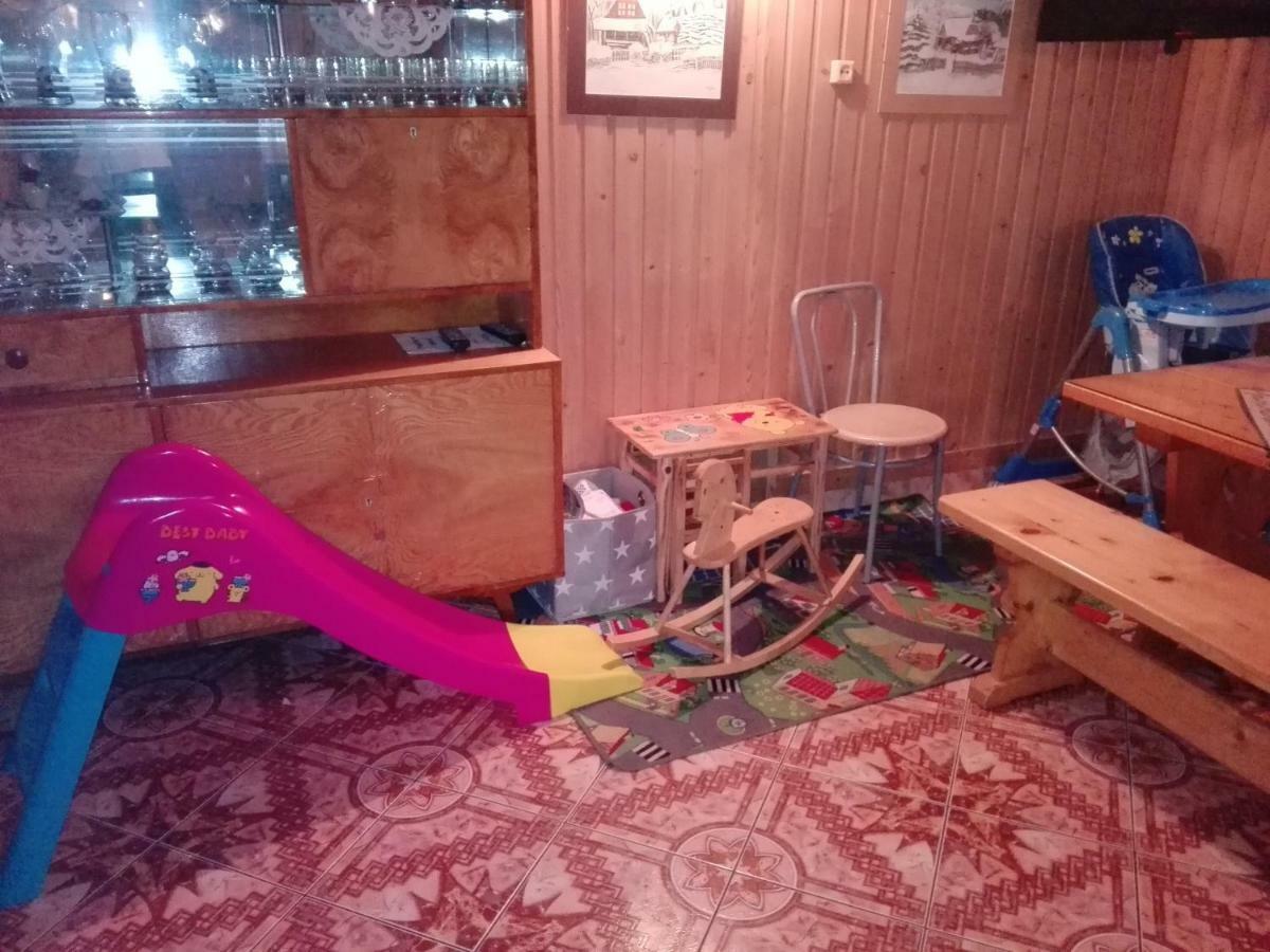 Pokoje Goscinne U Elzbiety Ciche Małe Extérieur photo